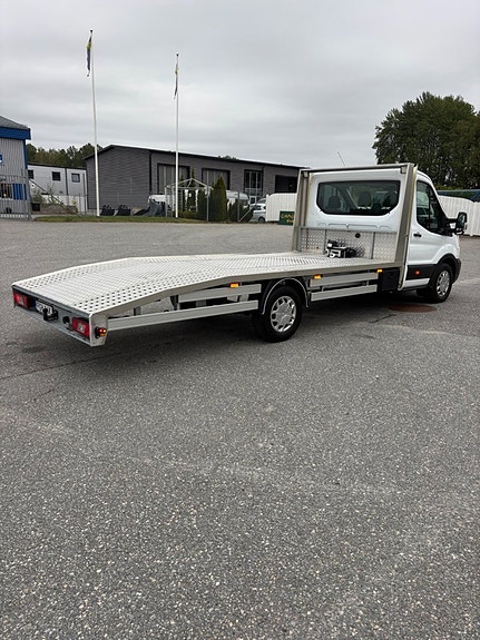 Ford Transit 2 of 18