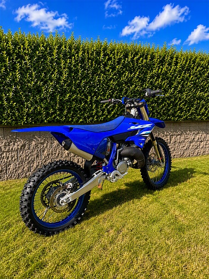 Yamaha YZ125 2 of 2