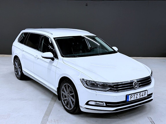 Volkswagen Passat 4 of 22