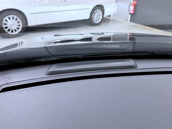Volvo XC60 17 of 17