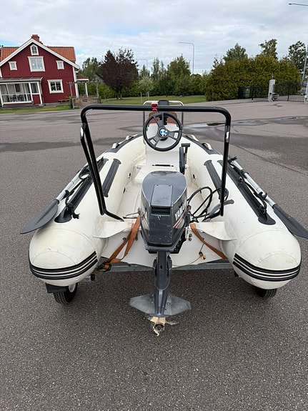 Ribbåt Great White 270 20hk 4 of 4