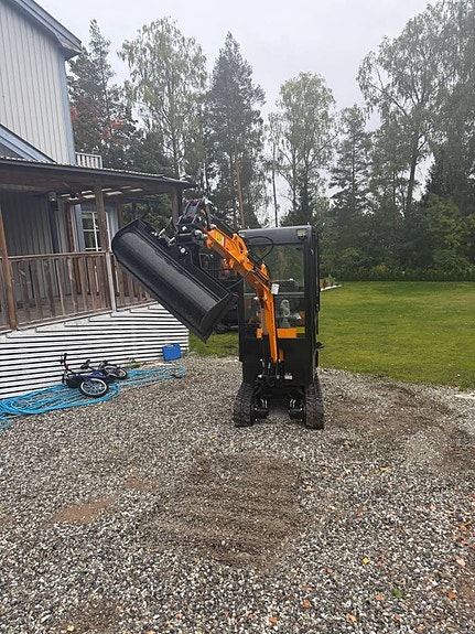 Minigrävare Mountain Raise MR10 (1 ton) – Hytt, Bomvik & Til 12 of 12
