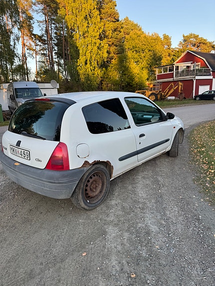 Renault Clio 3 of 10