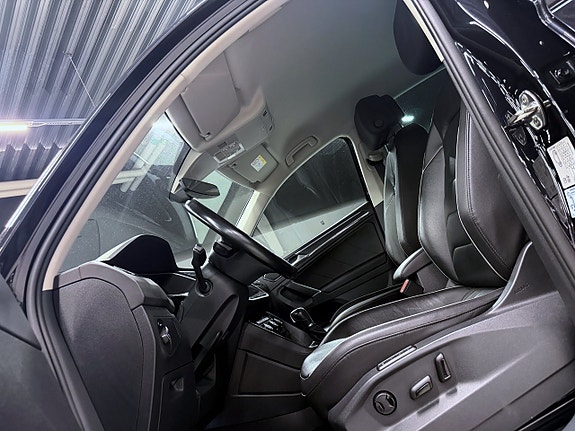 Volkswagen Tiguan 10 of 24
