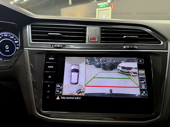 Volkswagen Tiguan 14 of 24
