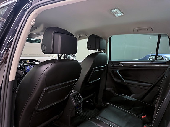 Volkswagen Tiguan 16 of 24
