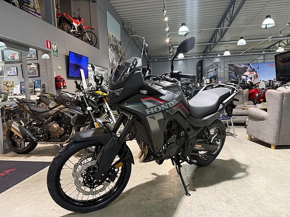 Honda XL750 Transalp 6 of 12