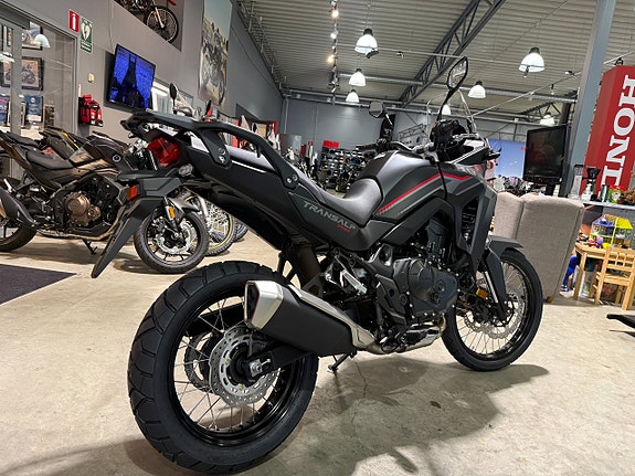 Honda XL750 Transalp 3 of 12