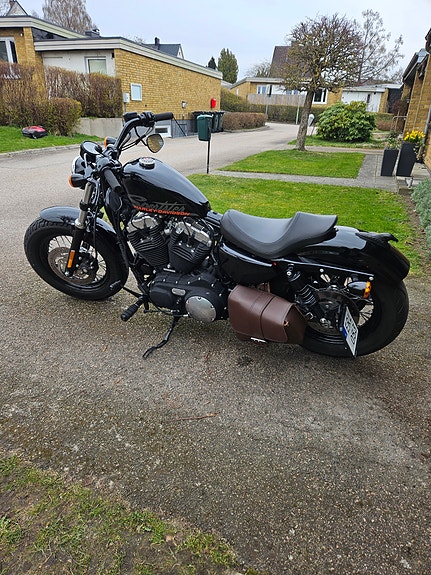 Harley-Davidson Forty-Eight 2 of 2