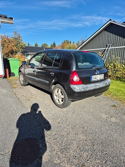 Renault Clio 2 of 5