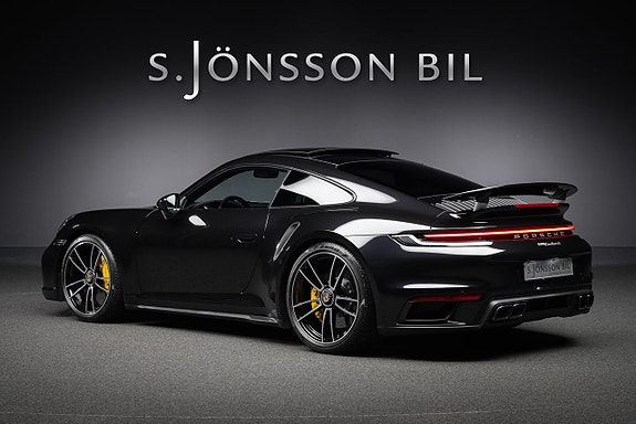 Porsche 911 Turbo S 2 of 14