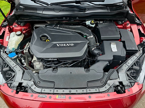 Volvo V40 20 of 30