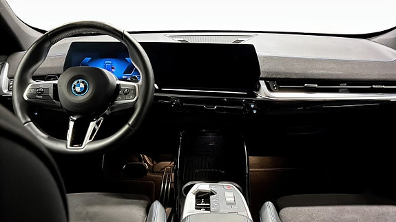 BMW X1 4 of 9