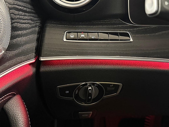 Mercedes-Benz E220 d 8 of 27