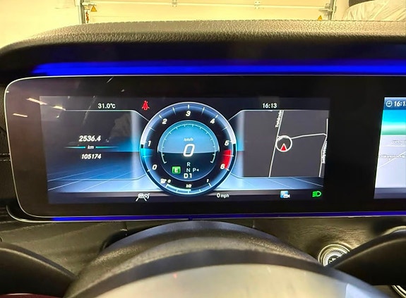 Mercedes-Benz E220 d 22 of 27