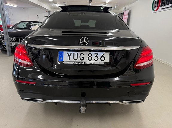 Mercedes-Benz E220 d 13 of 27