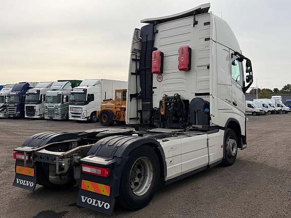 Volvo FH 4X2 3 of 12