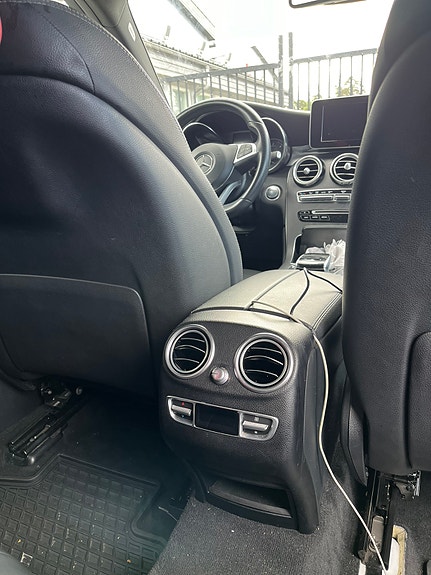 Mercedes-Benz GLC220 d 3 of 6