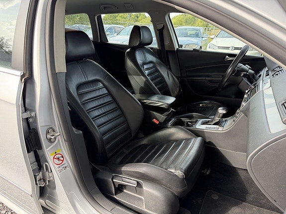 Volkswagen Passat 15 of 19