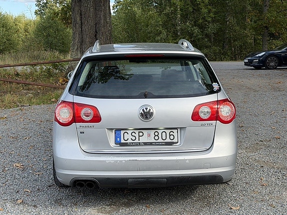 Volkswagen Passat 8 of 19