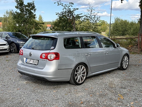 Volkswagen Passat 3 of 19