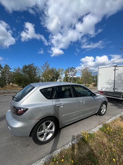 Mazda 3 4 of 9