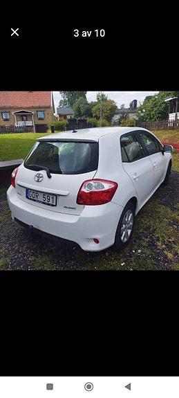 Toyota Auris 3 of 8