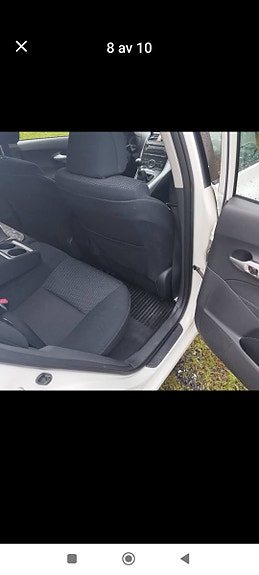 Toyota Auris 8 of 8