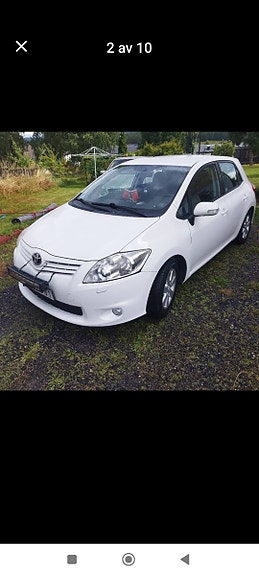 Toyota Auris 2 of 8