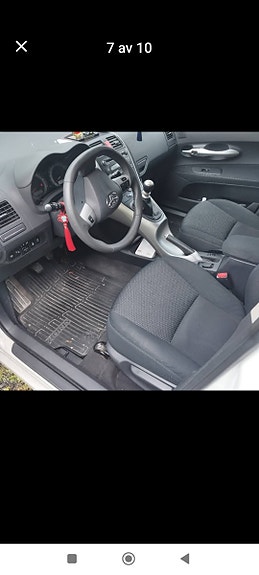 Toyota Auris 7 of 8