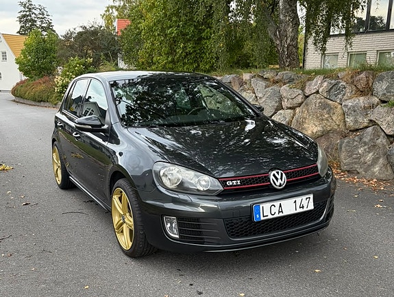Volkswagen Golf VI 3 of 9