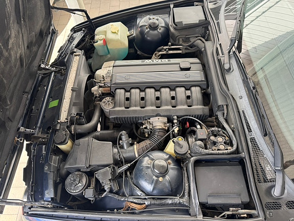 BMW 525iX 10 of 10