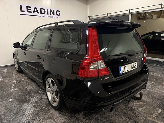 Volvo V70 2 of 22