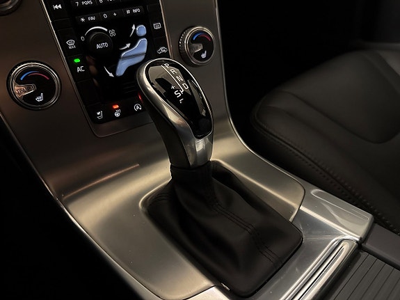 Volvo V60 19 of 24