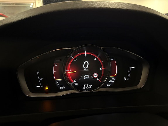 Volvo V60 15 of 24