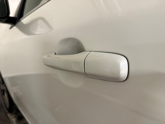 Volvo V60 3 of 24