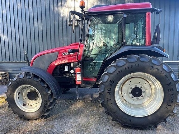 Valtra A72 FRONTLYFT 4 of 5