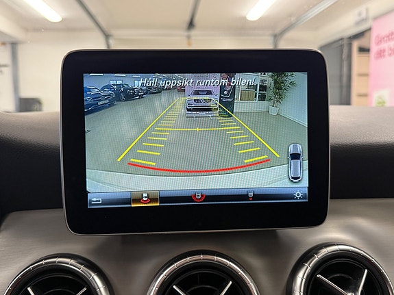 Mercedes-Benz CLA200 d 25 of 27