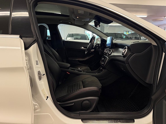 Mercedes-Benz CLA200 d 18 of 27
