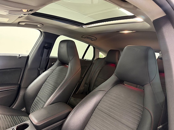 Mercedes-Benz CLA200 d 11 of 27