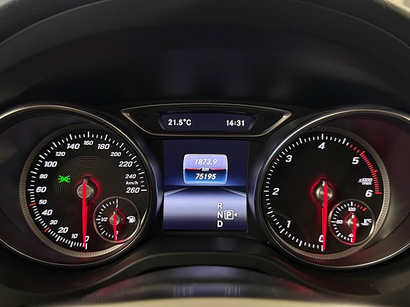 Mercedes-Benz CLA200 d 22 of 27