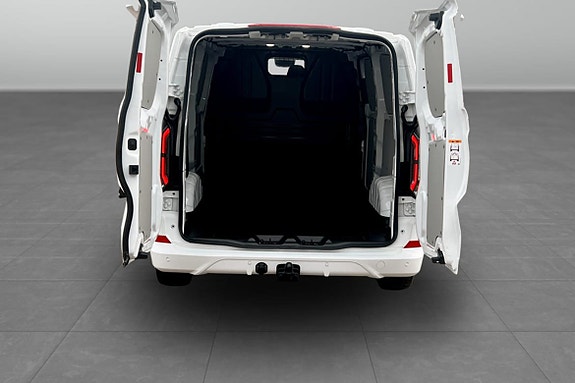 Ford Transit Custom 7 of 7