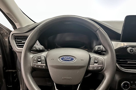 Ford Kuga 14 of 18