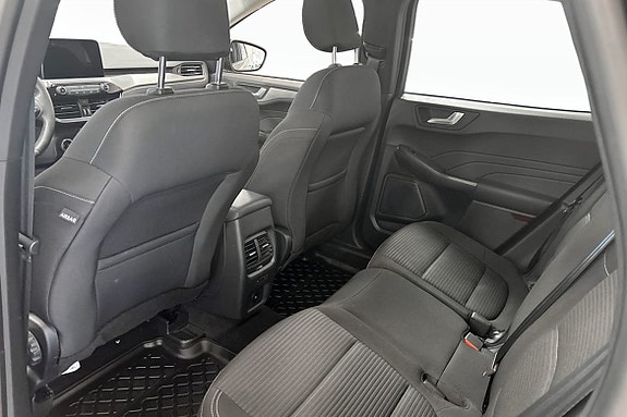 Ford Kuga 16 of 18