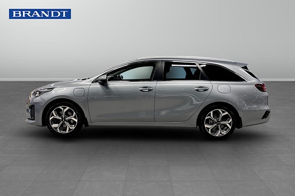 Kia Ceed 3 of 9
