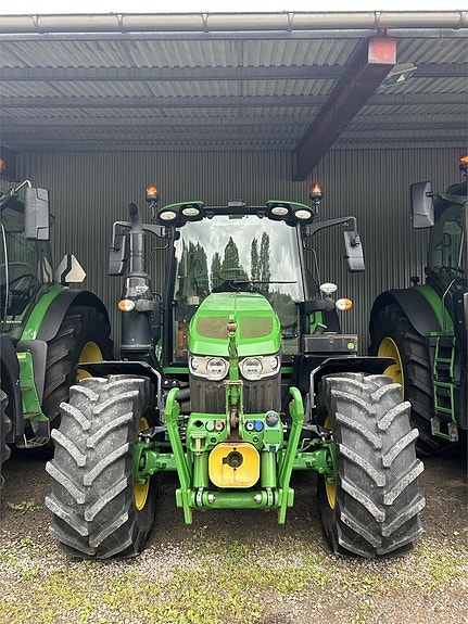 John Deere 6110M AP TRAKTOR FR.LYFT PTO 2 of 6