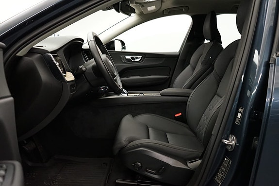 Volvo XC60 5 of 21