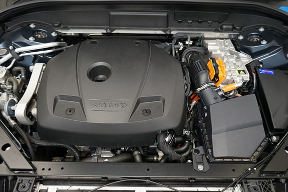 Volvo XC60 10 of 21