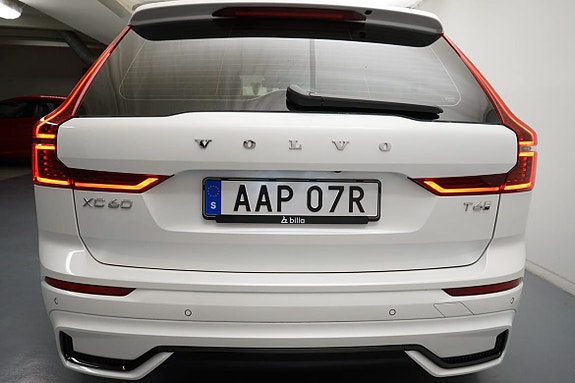 Volvo XC60 19 of 22
