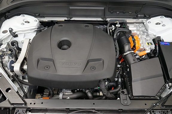 Volvo XC60 10 of 22